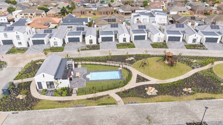 To Let 3 Bedroom Property for Rent in Jacarandas Western Cape